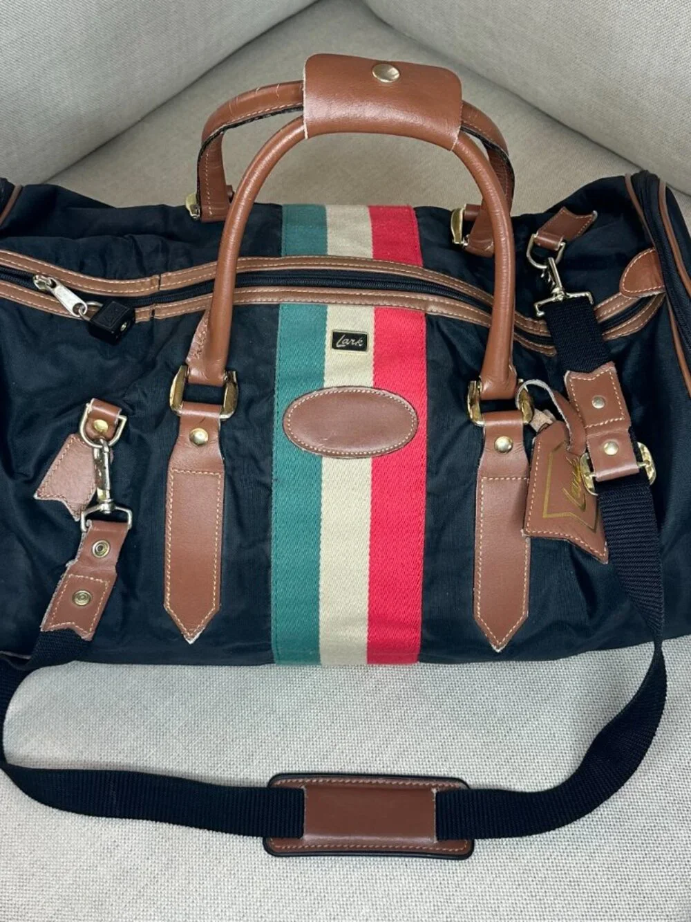 Vintage Lark Weekender Duffel | Expandable Sides | Lock + Strap